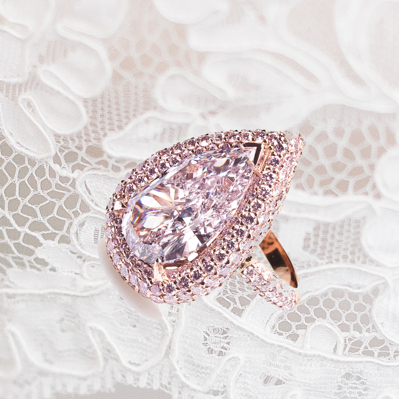 The Perfect engagement ring. Romantic and with pink diamonds. Credit YDCDL