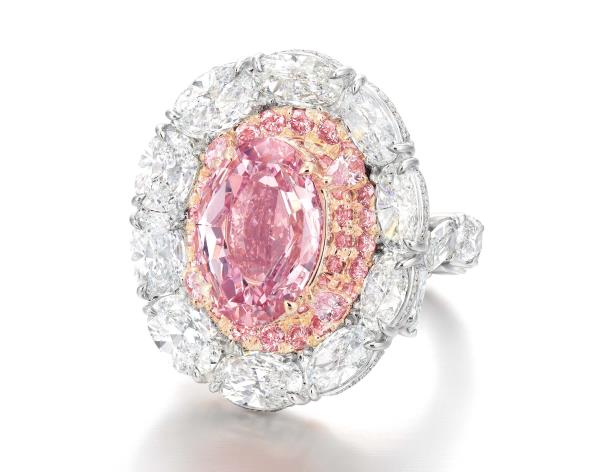 Fancy Vivid Pink diamond ring Philips